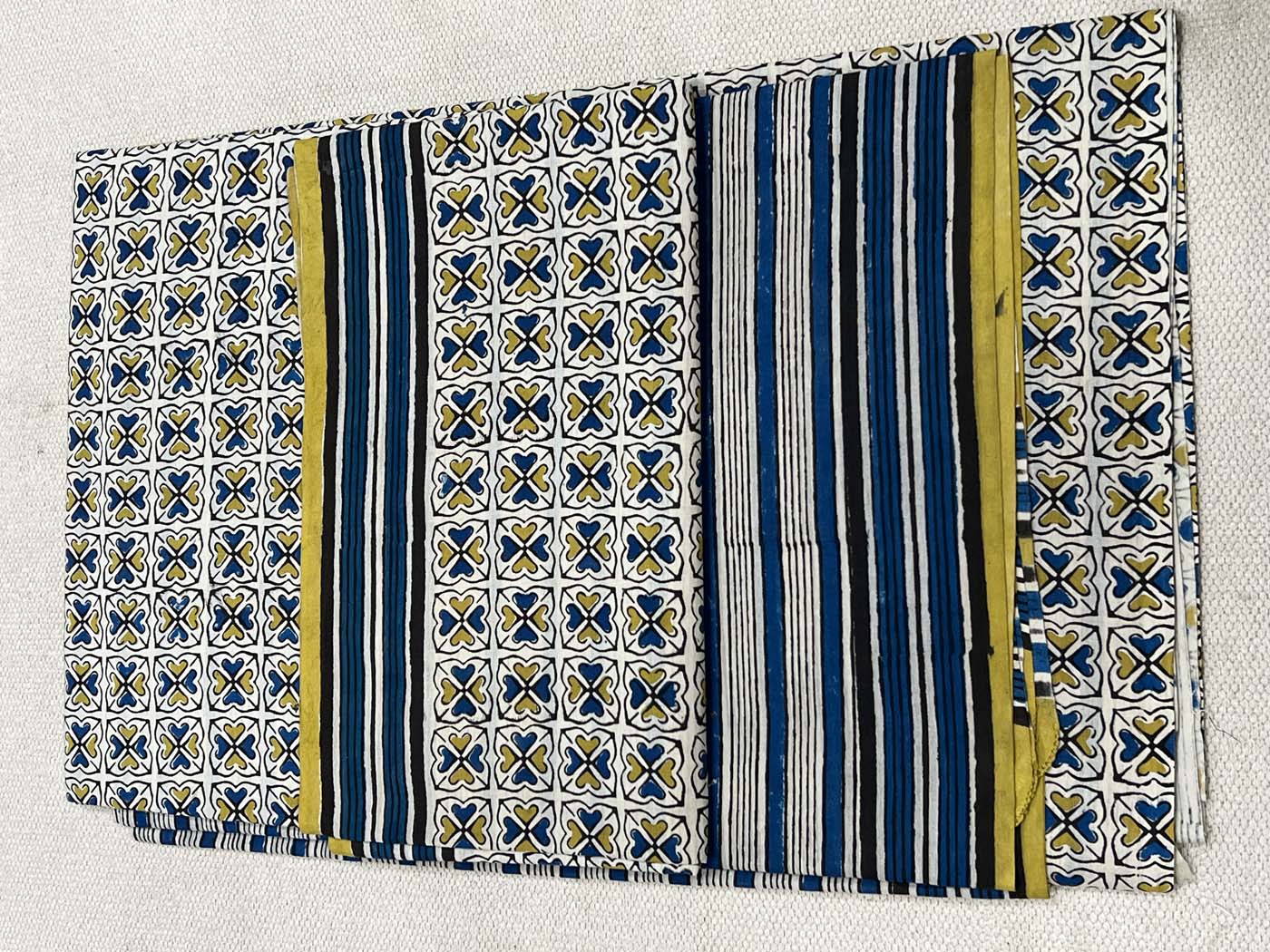 Unstitched Mul Cotton Suit Set