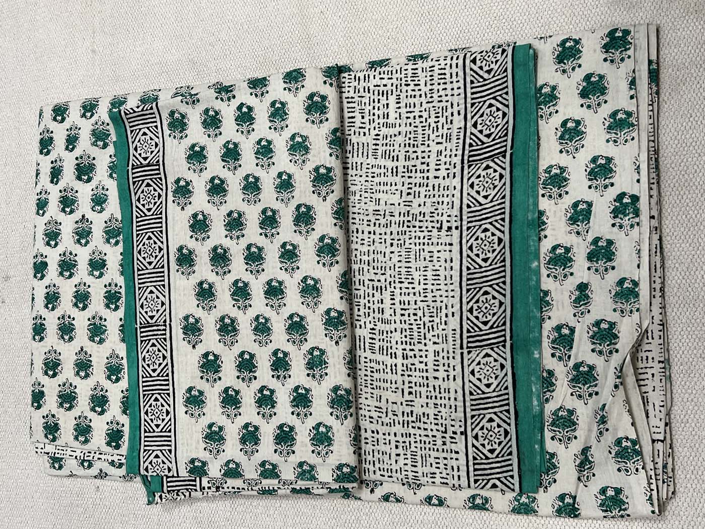 Unstitched Mul Cotton Suit Set