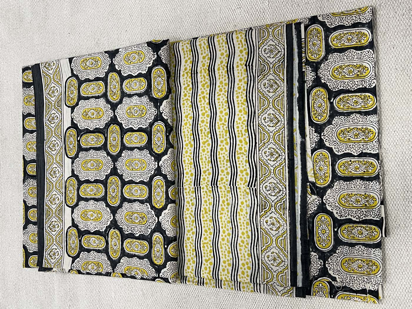 Unstitched Mul Cotton Suit Set