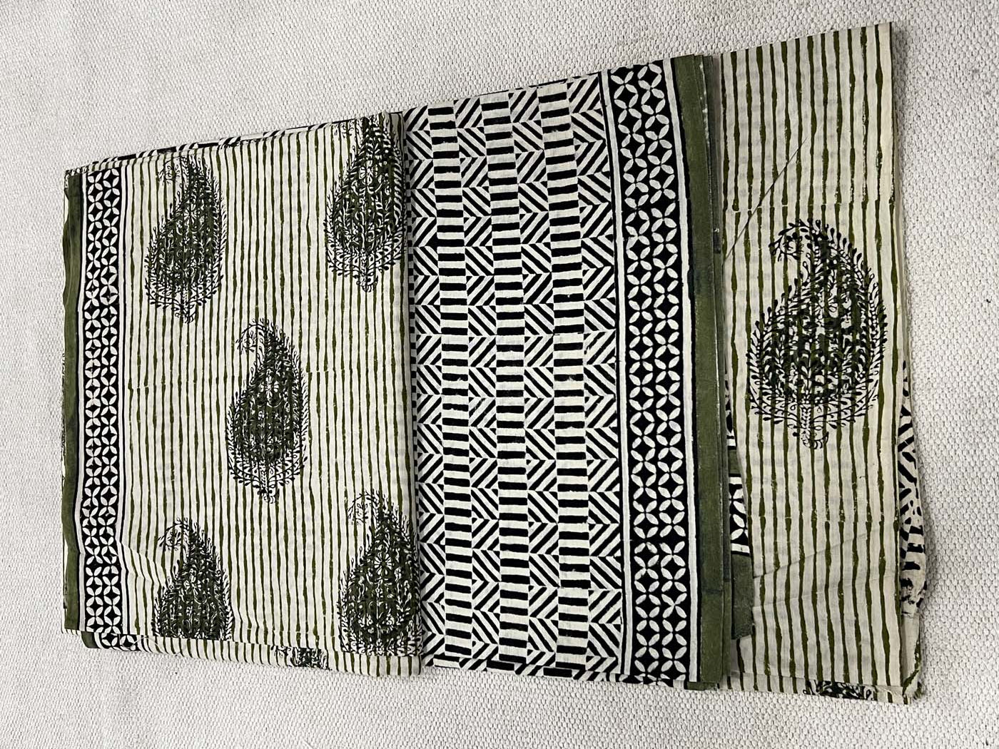 Unstitched Mul Cotton Suit Set