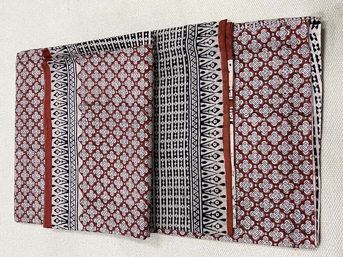 Unstitched Mul Cotton Suit Set