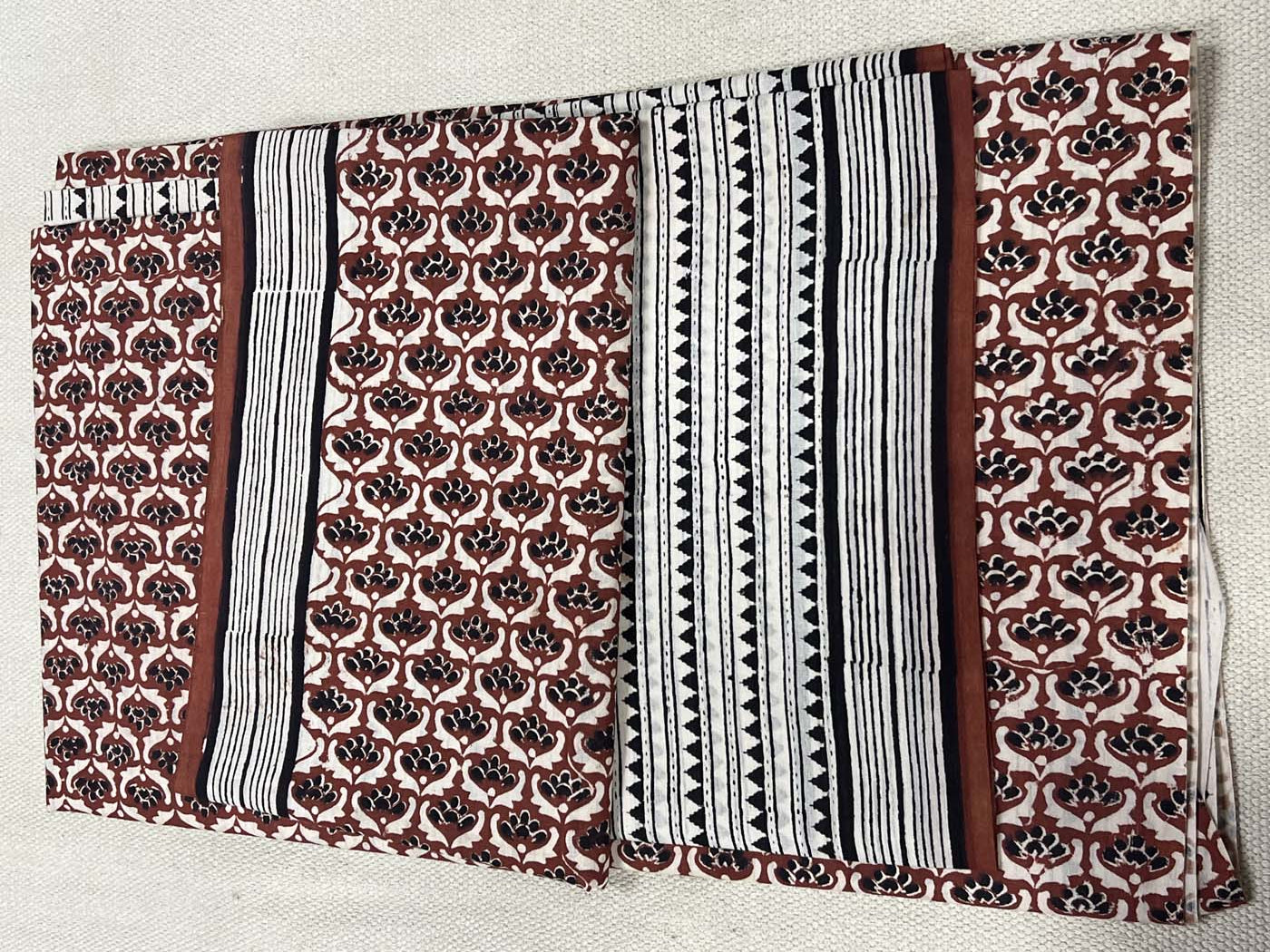 Unstitched Mul Cotton Suit Set