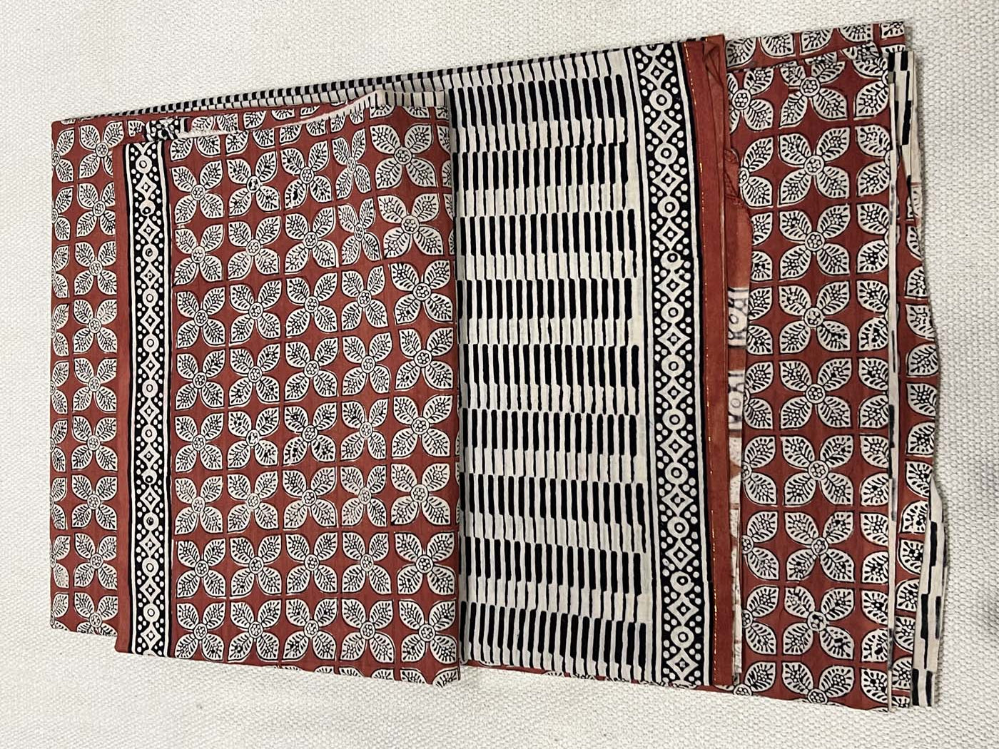 Unstitched Mul Cotton Suit Set