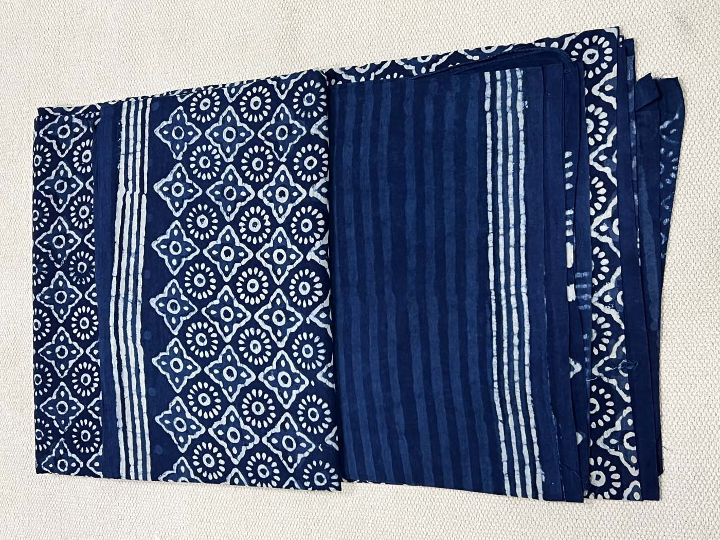 Unstitched Mul Cotton Suit Set