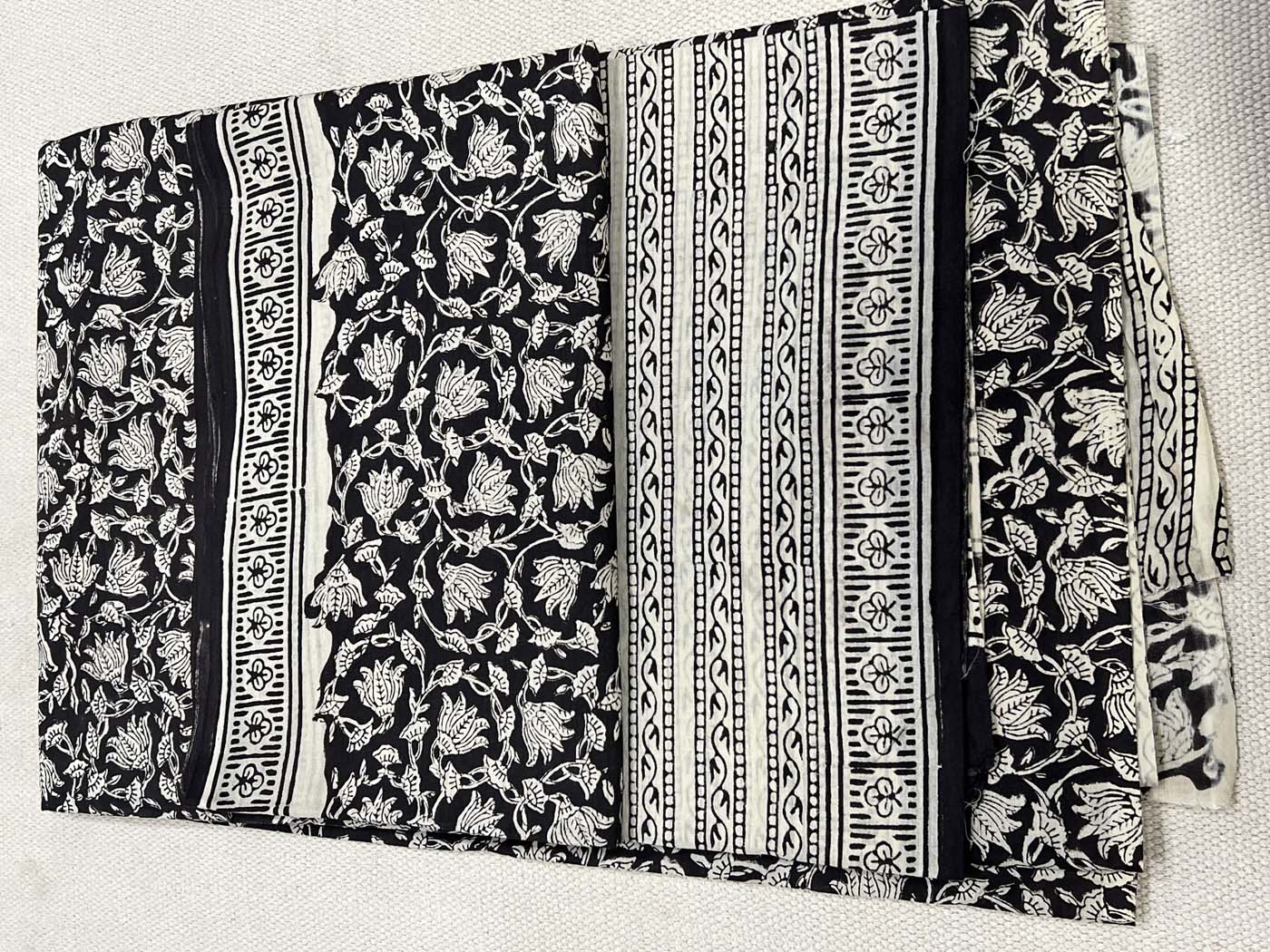 Unstitched Cotton Suit Set
