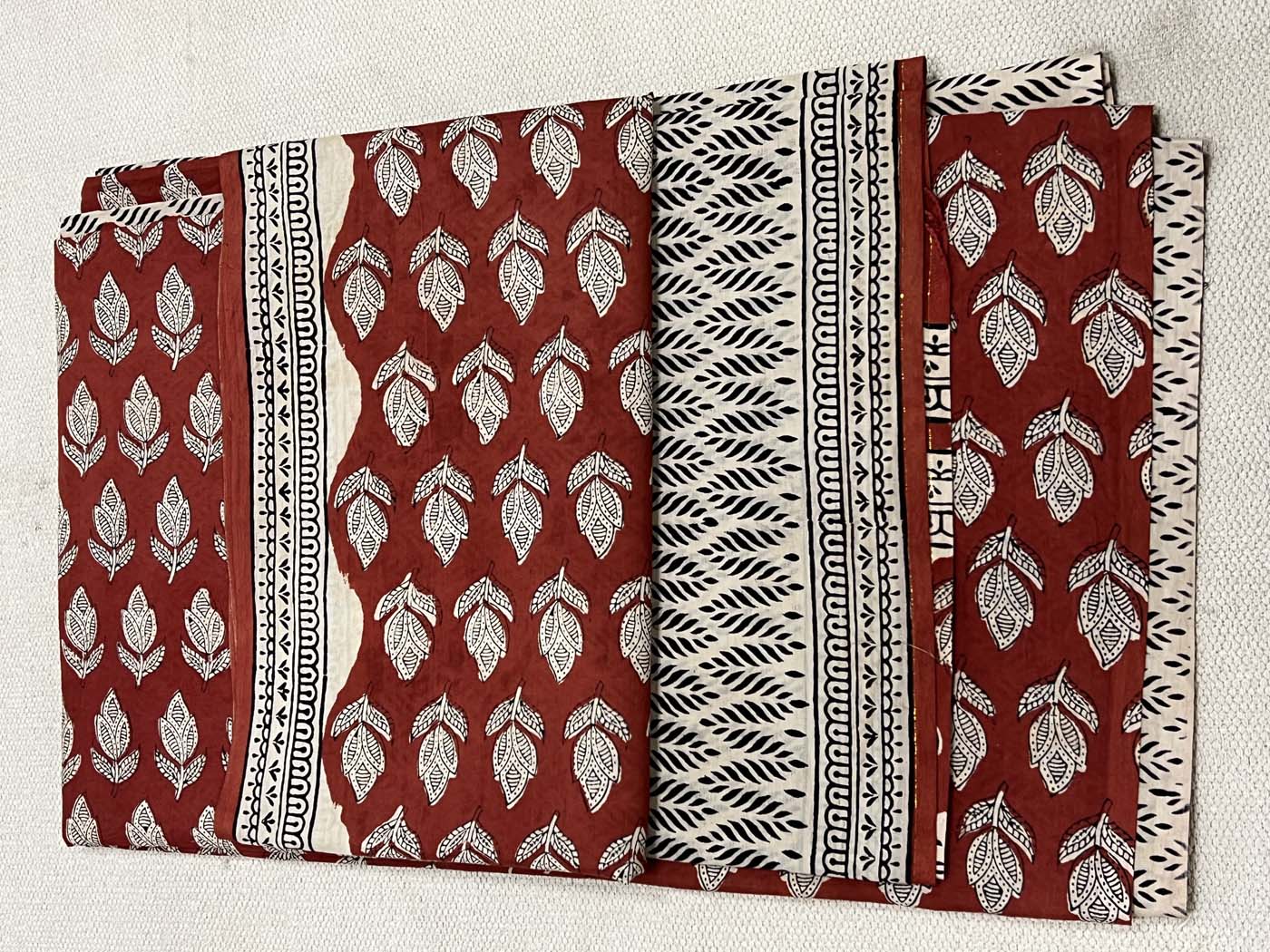 Unstitched Cotton Suit Set