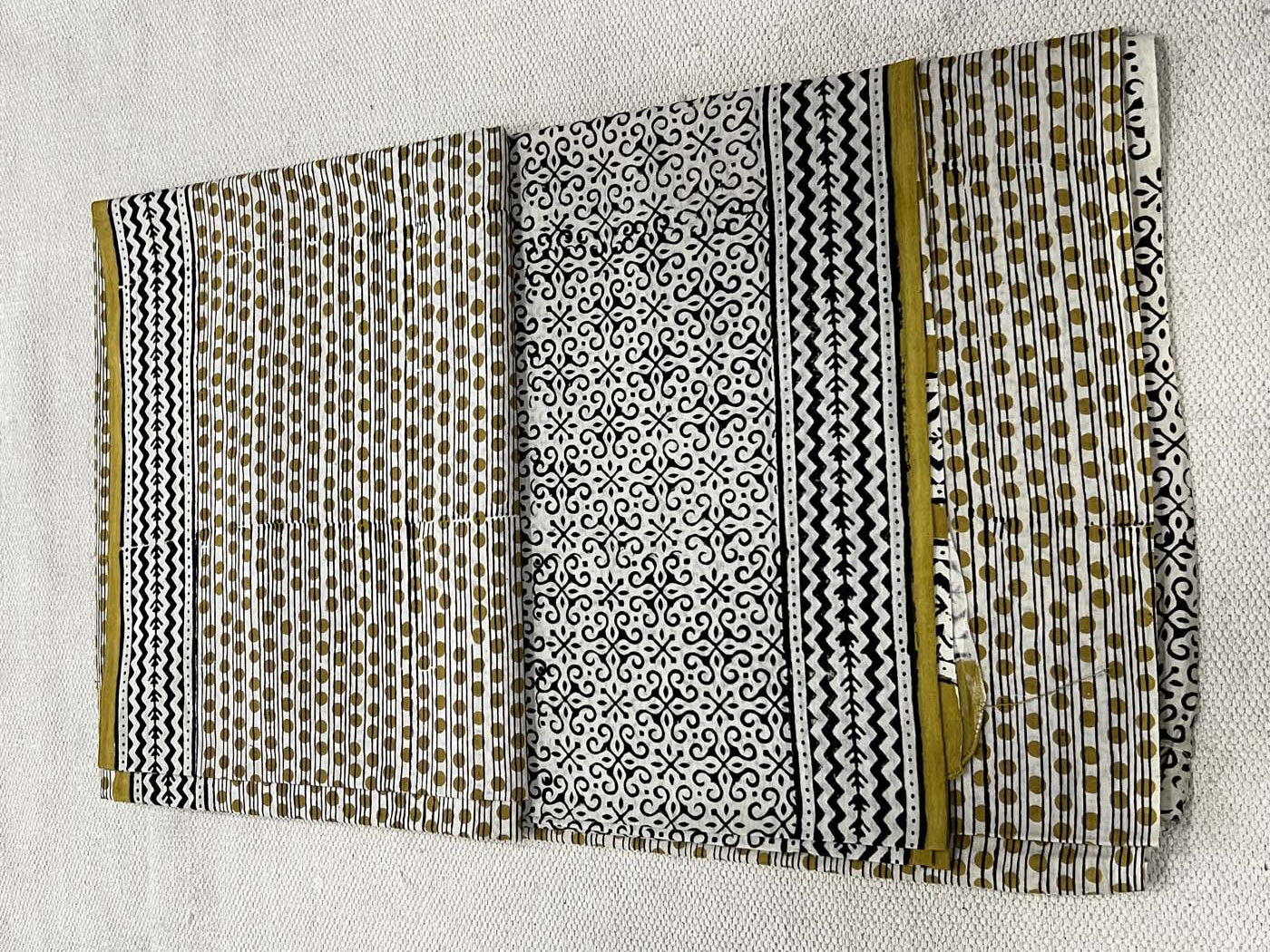 Unstitched Cotton Suit Set