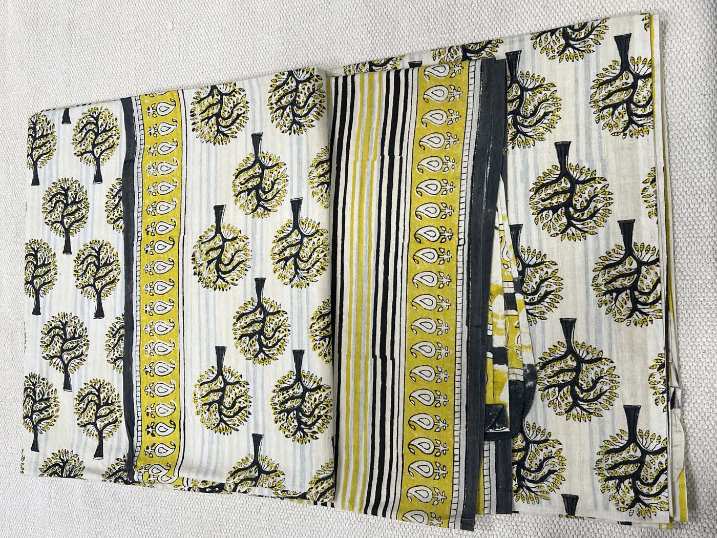 Unstitched Cotton Suit Set