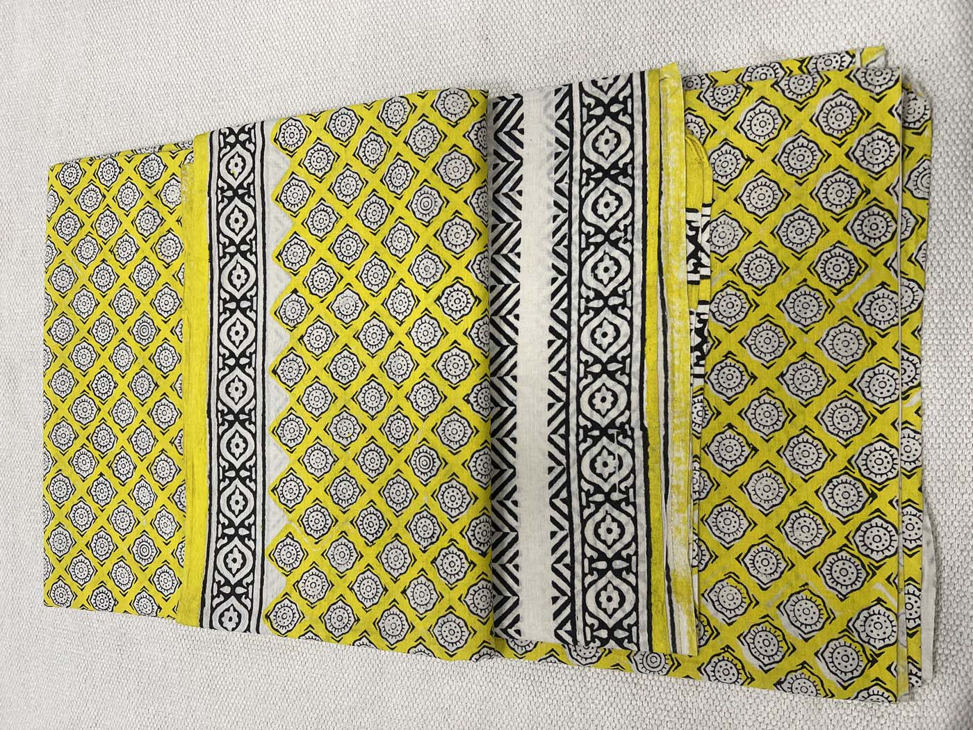 Unstitched Cotton Suit Set